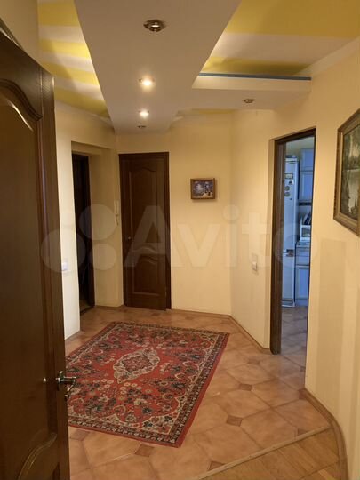 3-к. квартира, 94 м², 3/5 эт.