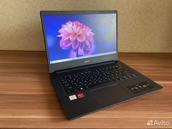 Современный Ультрабук Acer Athlon Silver/4gb/SSD