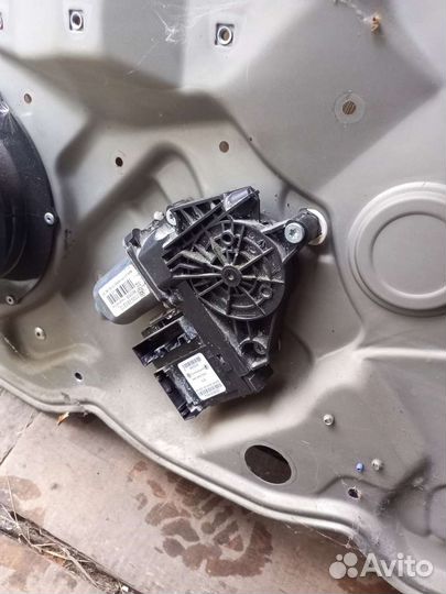 Мотор стеклоподъемника октавия а 5