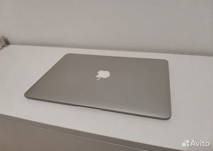 Apple MacBook Air 13