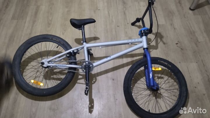 Велосипед BMX 