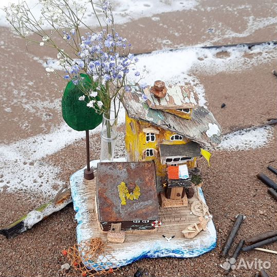 Композиция с колбой для сухоцветов (дрифтвуд)