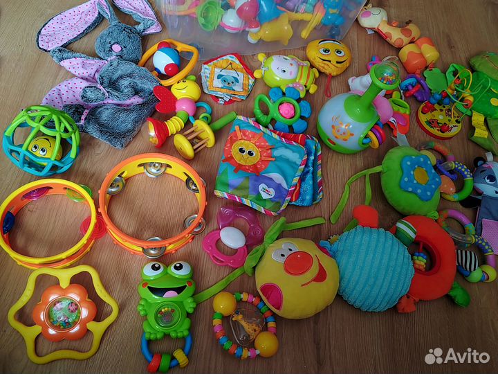 Развивающие игрушки для малышей