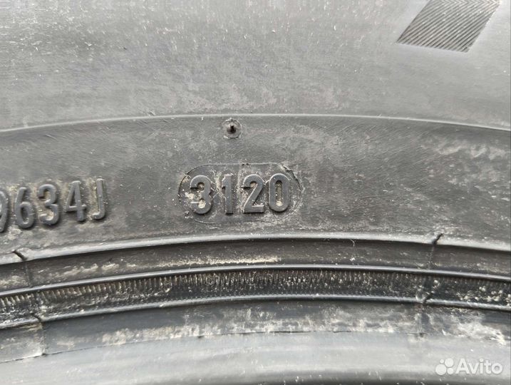 Pirelli Ice Zero FR 235/55 R18 104T