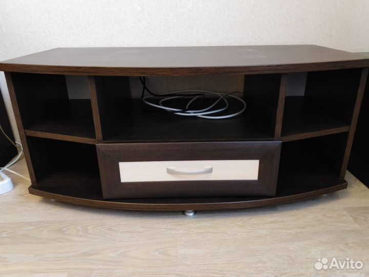 Тумба под тв