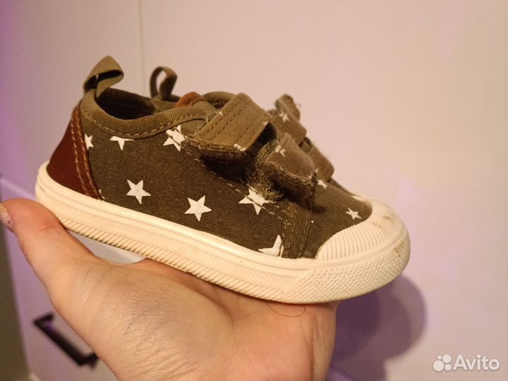 Сандали детские