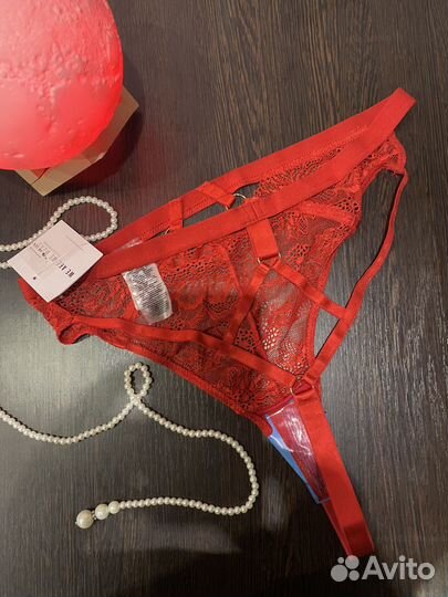 Женские трусики стринги