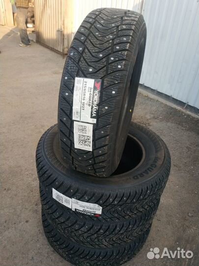Yokohama Ice Guard IG65 215/65 R16 102T