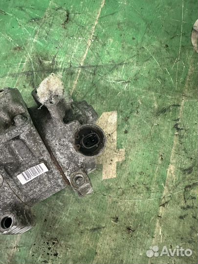 Компрессор кондиционера Toyota corolla 150, auris