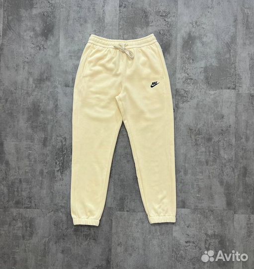 Спортивные штаны Nike зимние