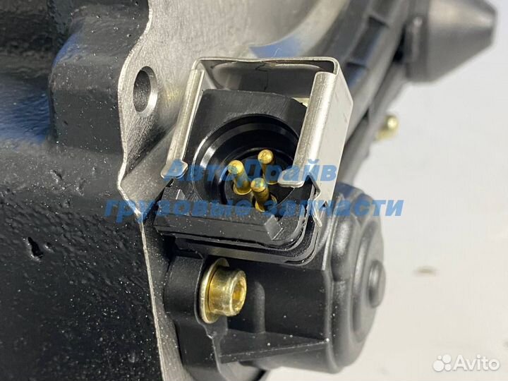 Суппорт для автомобилей Скания 4 и 5 серия левый в