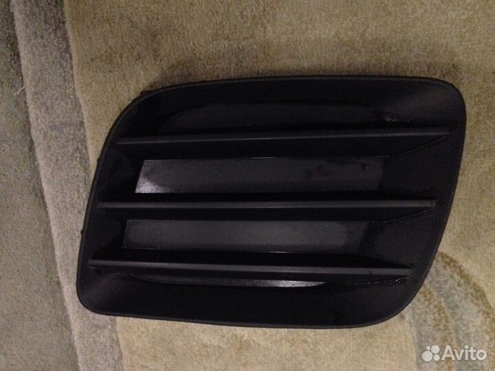 Заглушка бампера под птф Pontiac Vibe ll