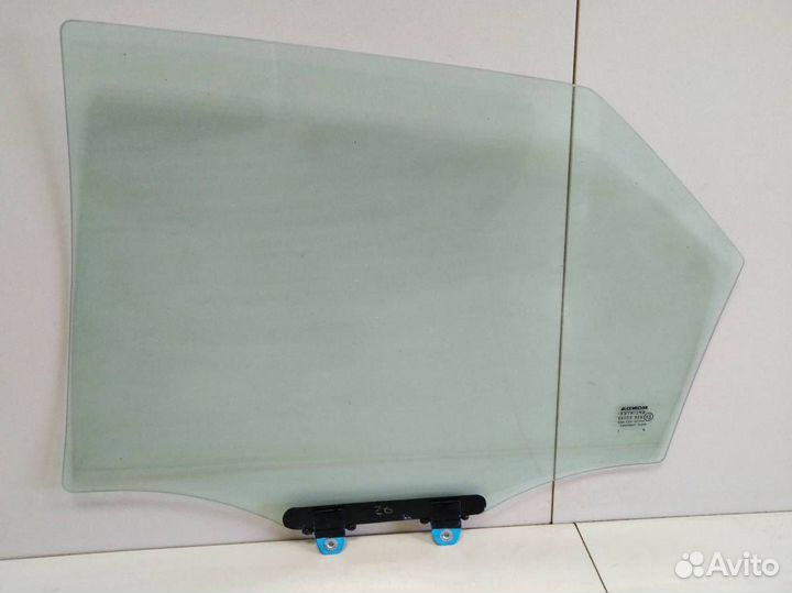 Стекло двери задней правой Honda Civic 5D 2006-201