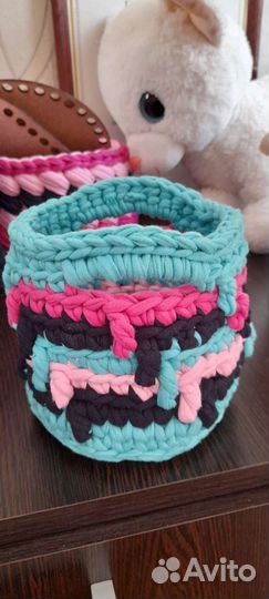 Корзины, сумки, коврики вязаные