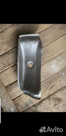 Пол запасного калёса 2103-2107