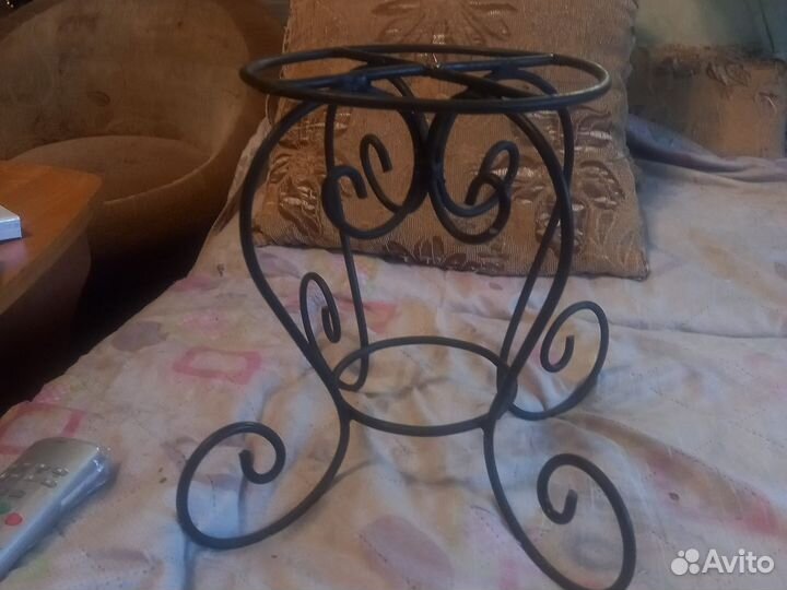 Подставка для цветов