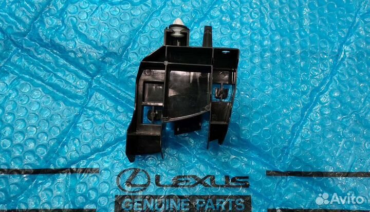 Крепление фонаря Lexus Gx 460 левое Оригинал NEW