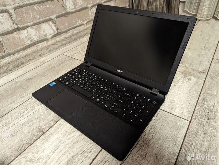 Ноутбук Acer i3-5005U/Intel HD 5500/500 HDD/4 RAM