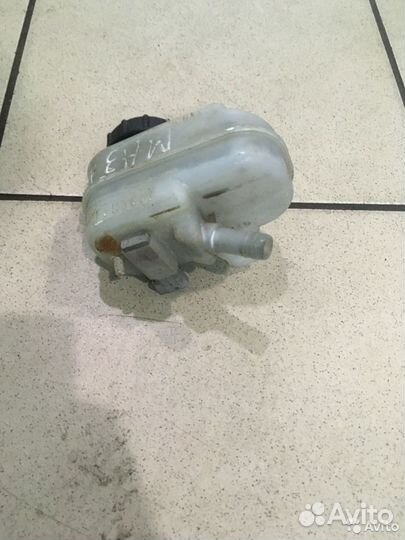 Бачок тормозной жидкости Mazda сх7