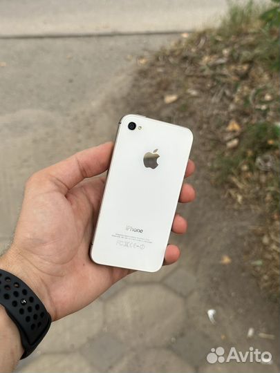 iPhone 4s легенда