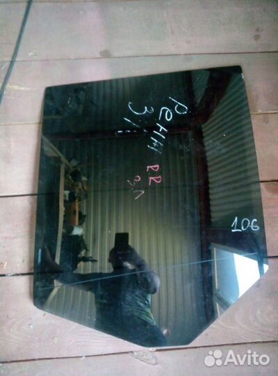 Стекло двери заднее левое Land Rover Range Rover