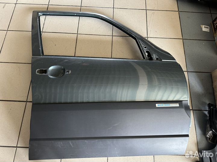 Дверь передняя правая Шевроле Нива Chevrolet Niva