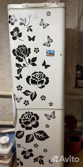 Холодильник бу indesit