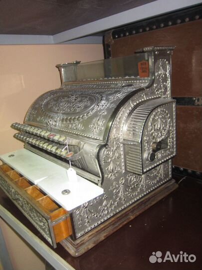 Антикварный кассовый аппарат, 1900-е годы