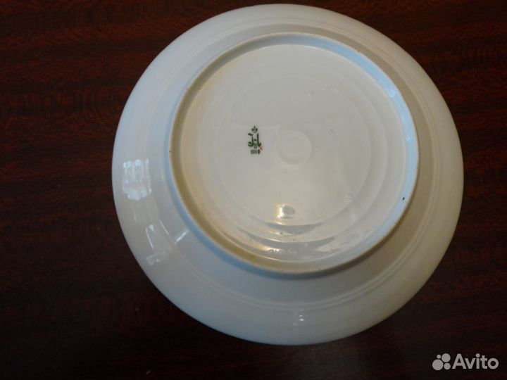 Тарелка старинная фарфоровая 1910 года выпуска