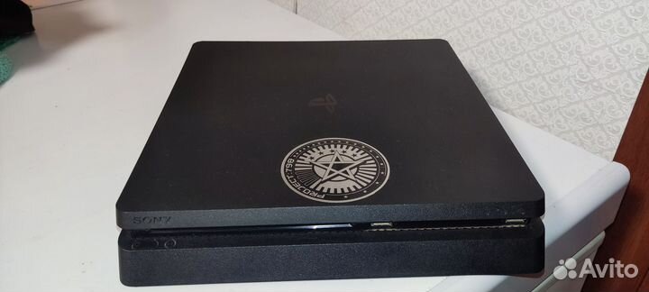 Игровая приставка ps4 slim 1tb