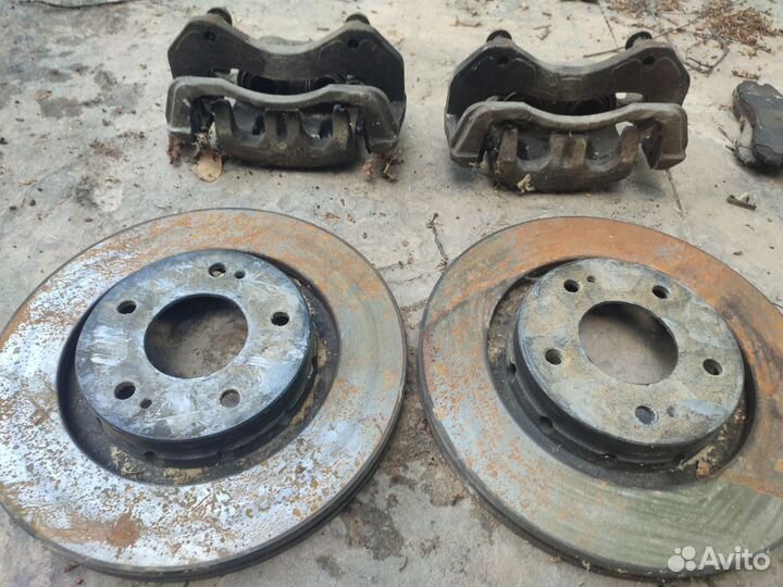 Диски тормозные с супортами