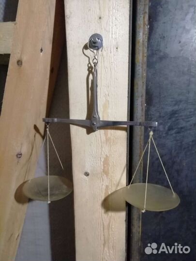 Гири для весов, весы лабораторные. СССР