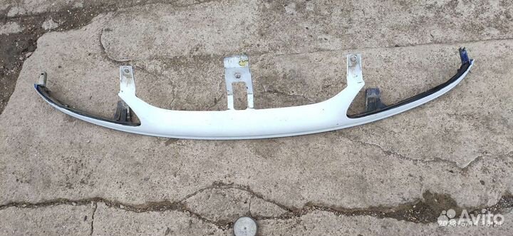 Решетка радиатора Рено лагуна 1