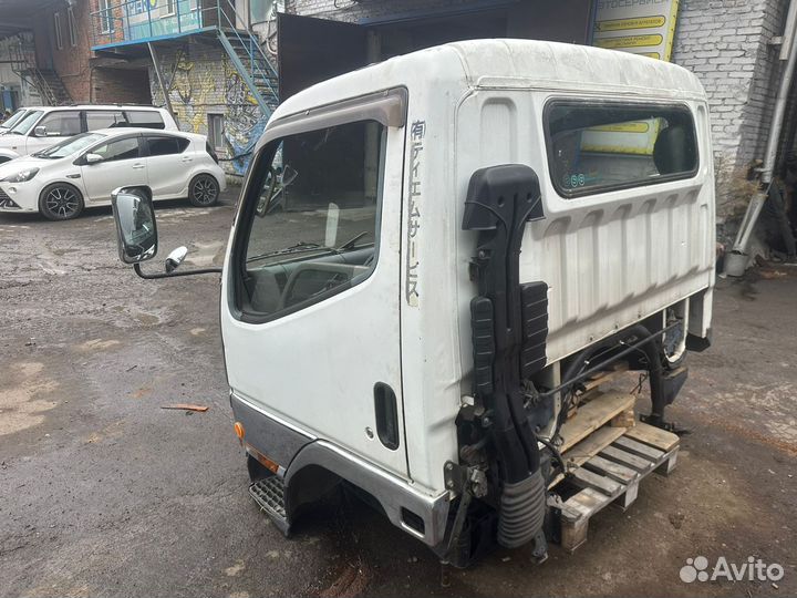 Кабина mitsubishi canter FE63EG 4M51