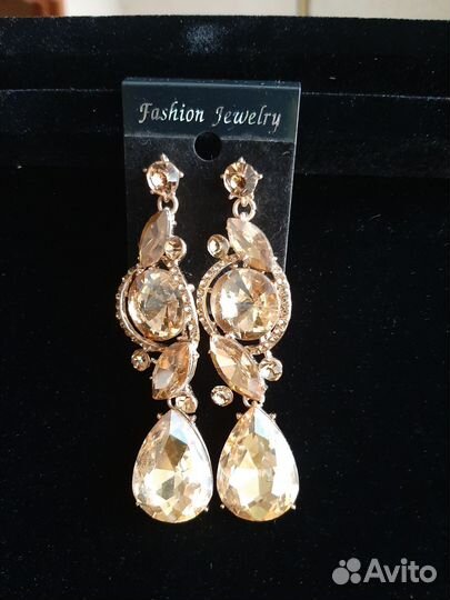 Крупные серьги бижутерия