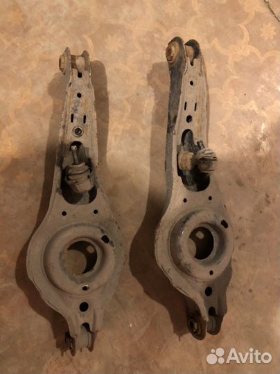 Рычаги задние подпружинные Ford Focus 2