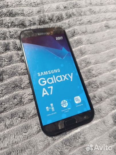 Samsung Galaxy A7 (2017) SM-A720F/DS, 3/32 ГБ