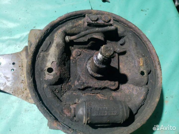 Рычаг поперечный задний правый Ford Focus 1 2.0