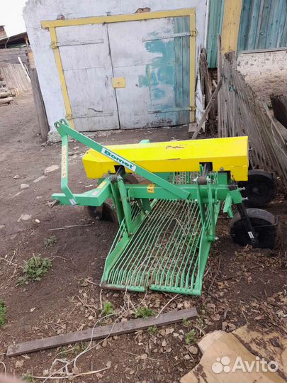 Копатель корнеплодов Bomet Z655, 2014