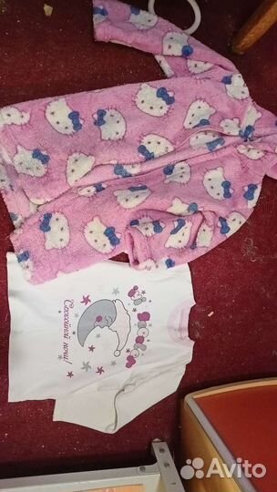 Продам пакет вещей для девочки 4-5 лет