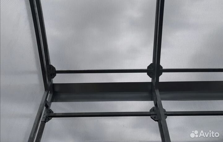 Теплица прямостенная