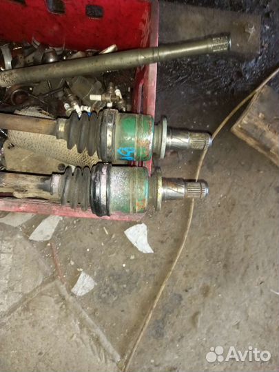 Привода задние subaru impreza GD