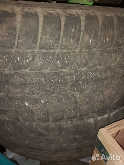 Triangle LL01 225/60 R17