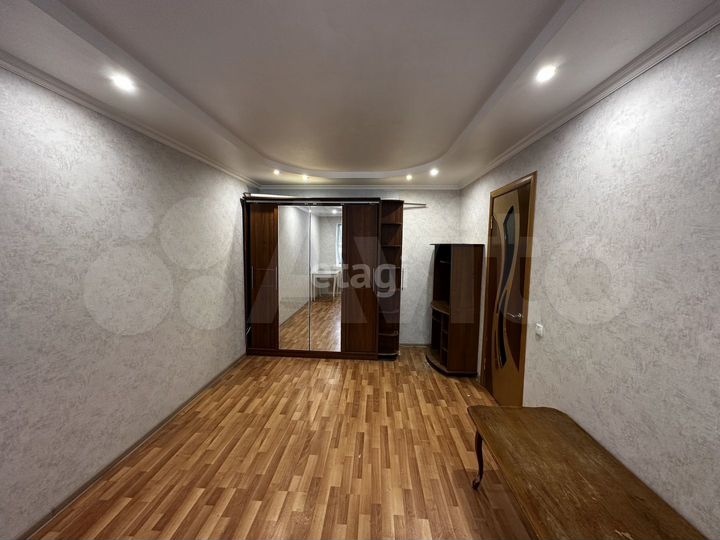 1-к. квартира, 30,4 м², 2/5 эт.