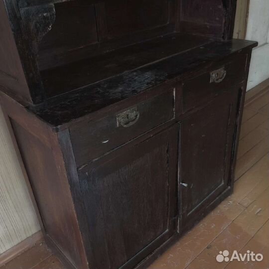 Старинный буфет