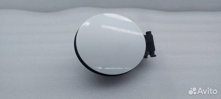 Б/У Лючок топливного бака Состояние отличное