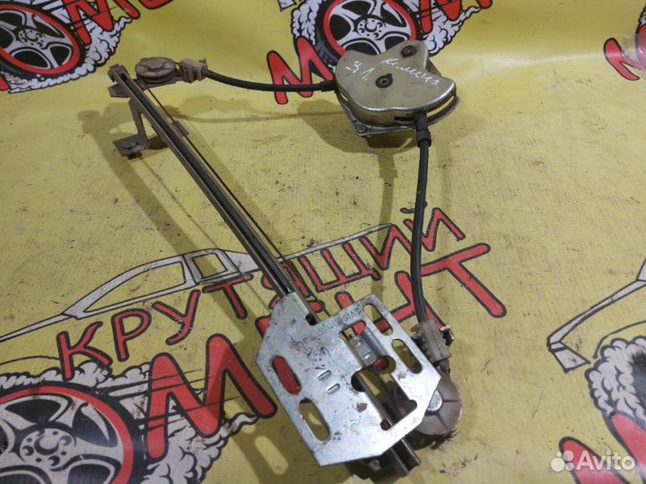 Механический стеклоподъемник задний левый Ваз LADA