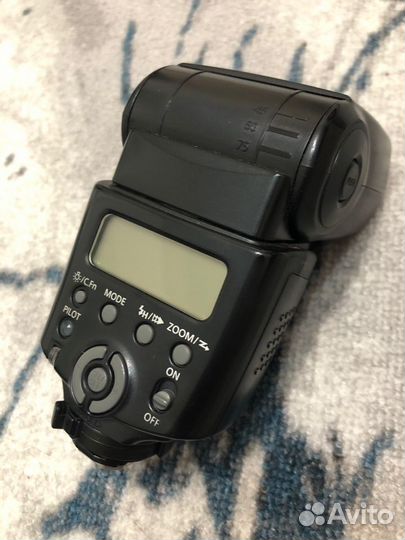 Вспышка canon 430 ex II