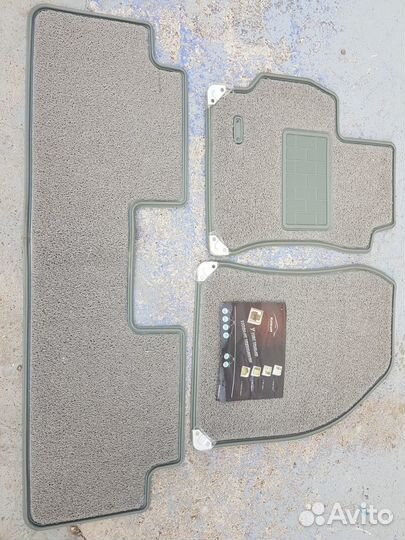 Автомобильные коврики