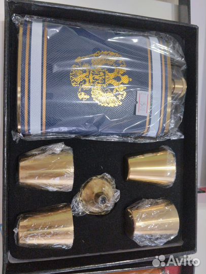 Подарочный набор фляжка с рюмками